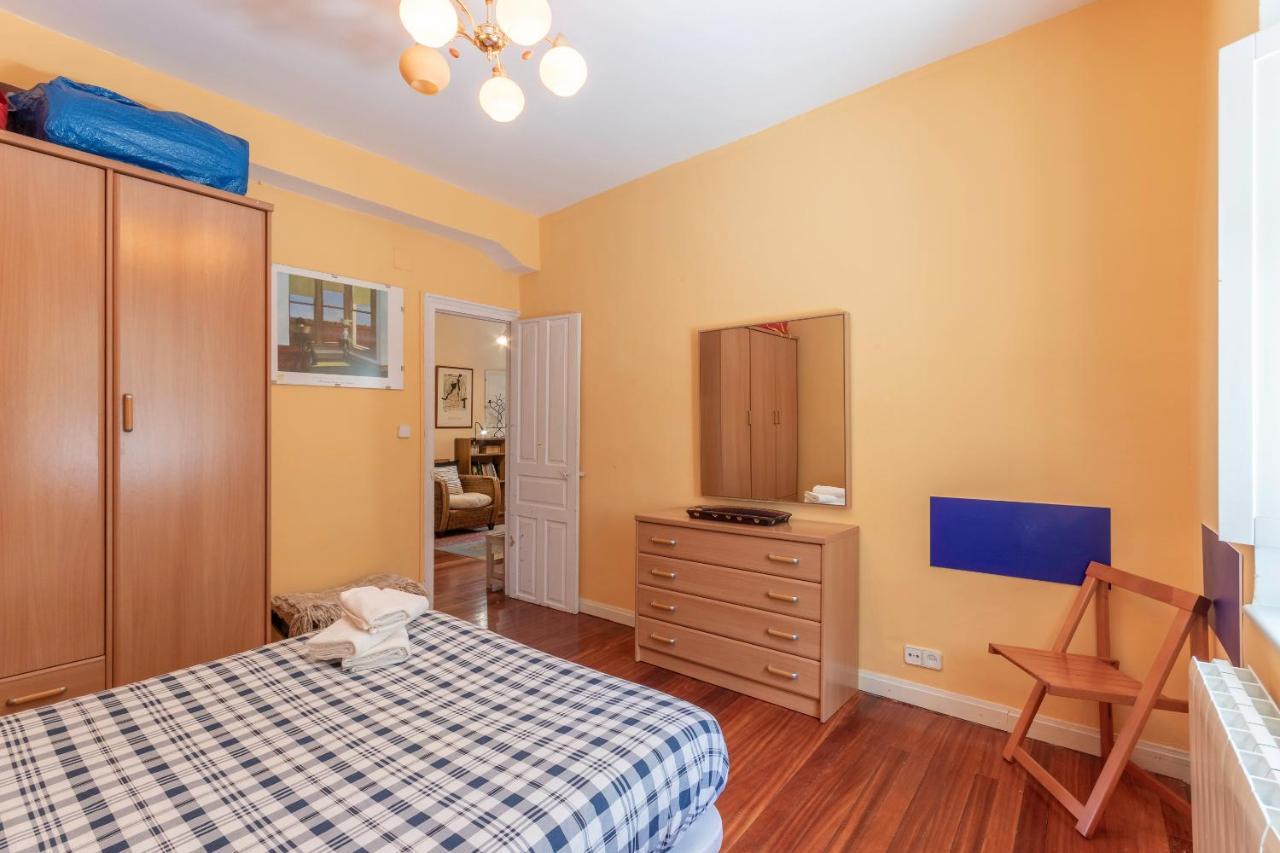 Antigua Casa De Escritor En La Playa De Mundaka Apartment Екстериор снимка